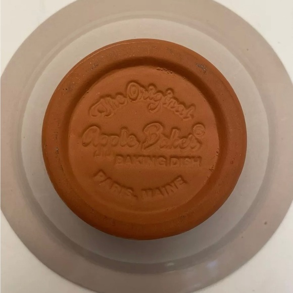 The Original Apple Baker Baking Dish Made in Paris Maine USA - Picture 2 of 2